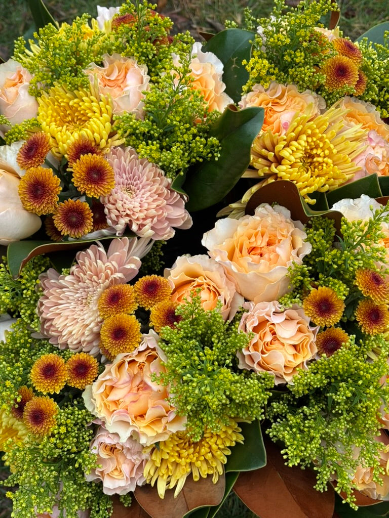 Thanksgiving Wrapped Bouquet Pastel Tone, Farm Pick-Up
